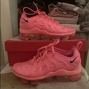 Vapormax Plus bubblegum womens 8